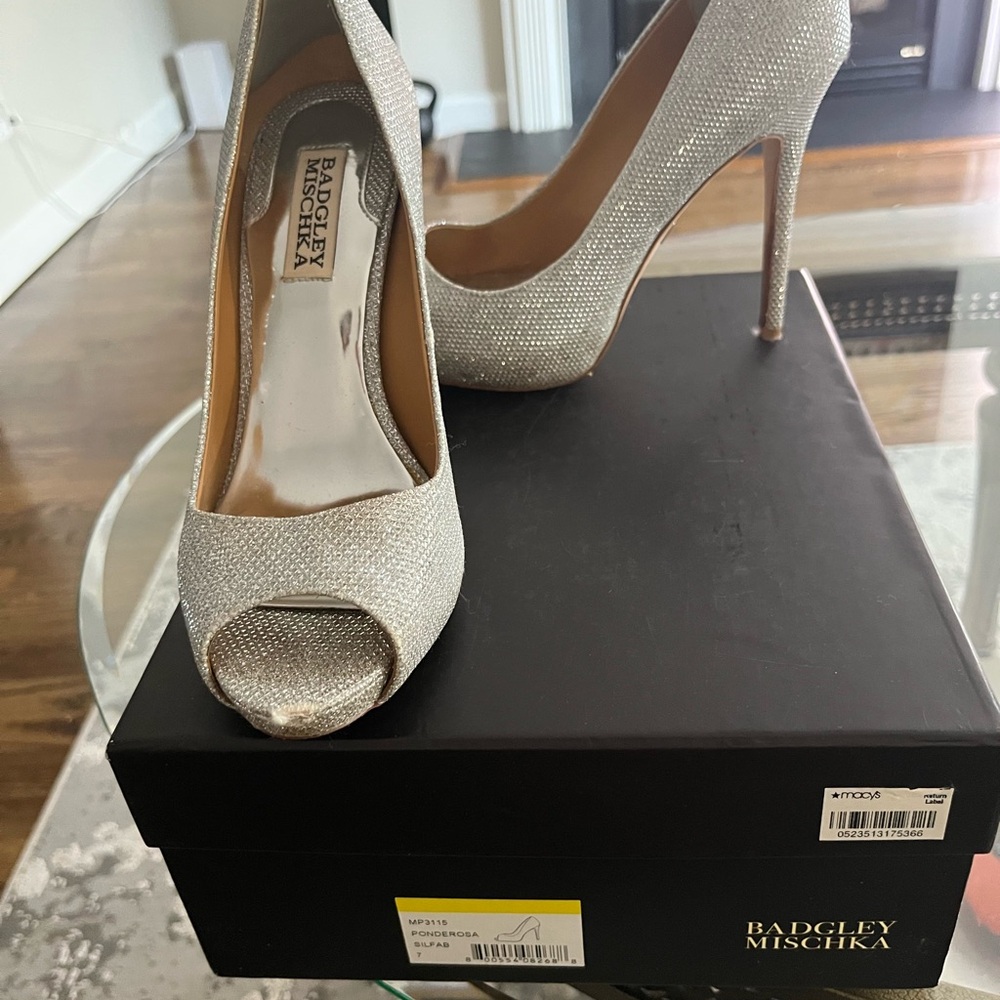 Badgley Mischka Champagne Glitter Peep-Toe Stilettos